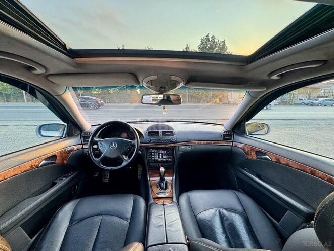 Mercedes E 200-16
