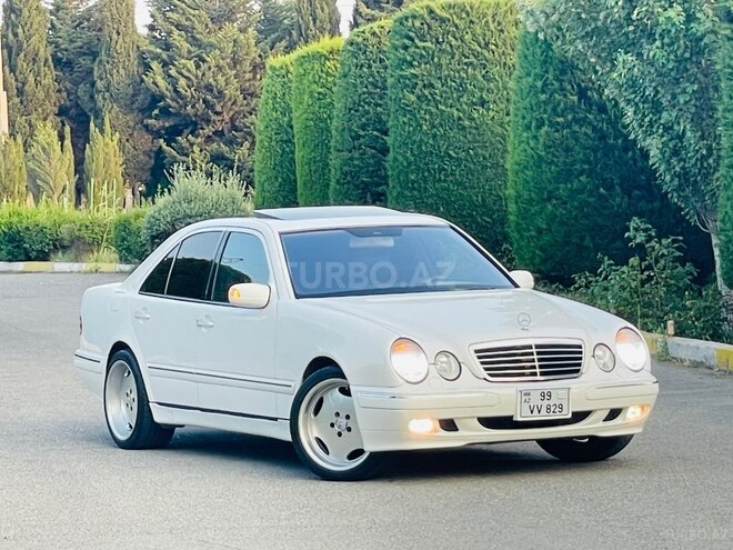 Mercedes E 320-10