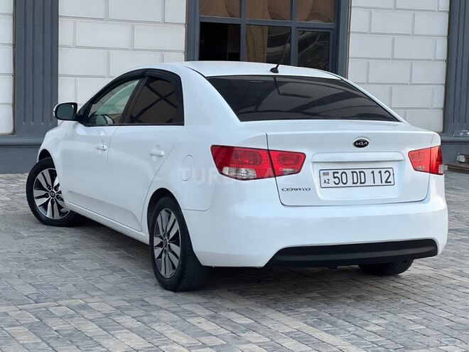 Kia Cerato-8