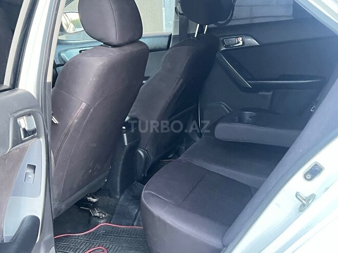 Kia Cerato-10