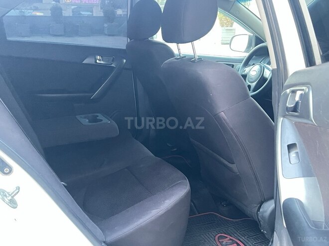 Kia Cerato-11