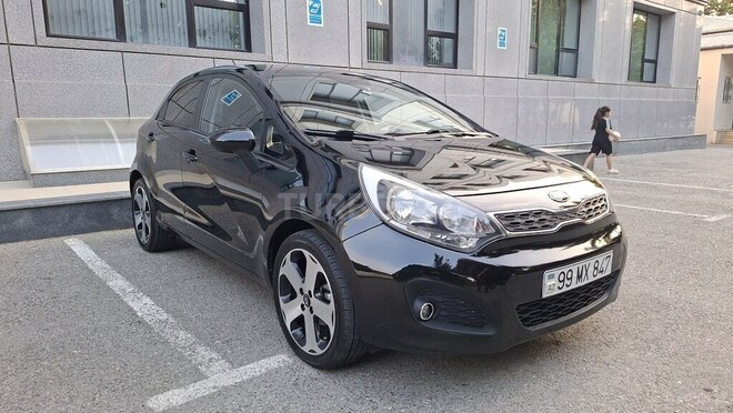Kia Rio-1