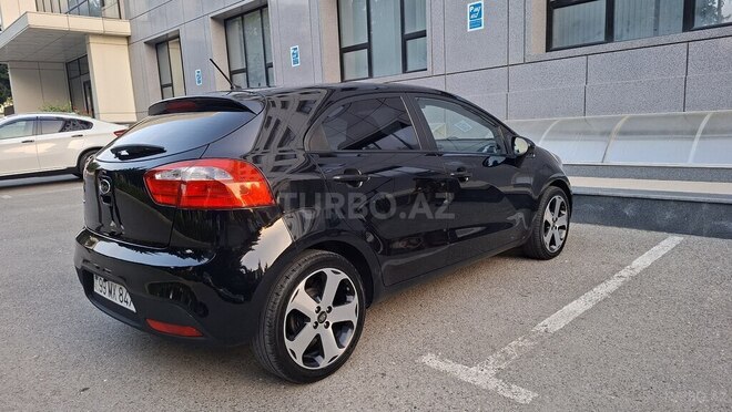 Kia Rio-4