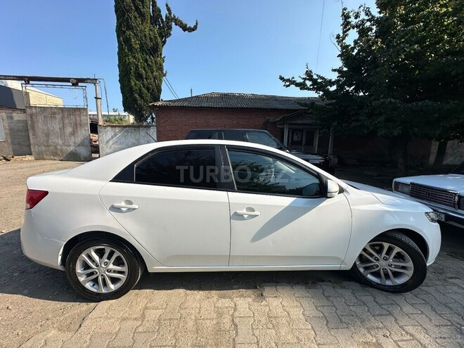 Kia Cerato-3