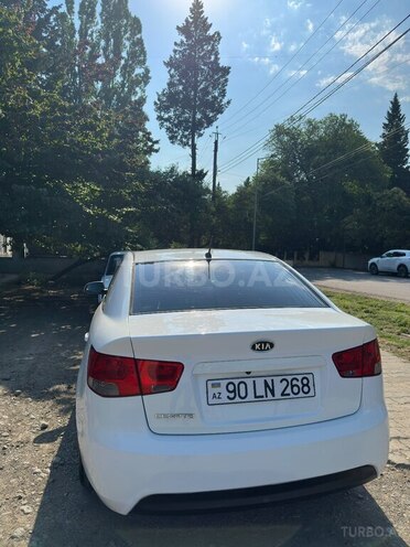 Kia Cerato-4