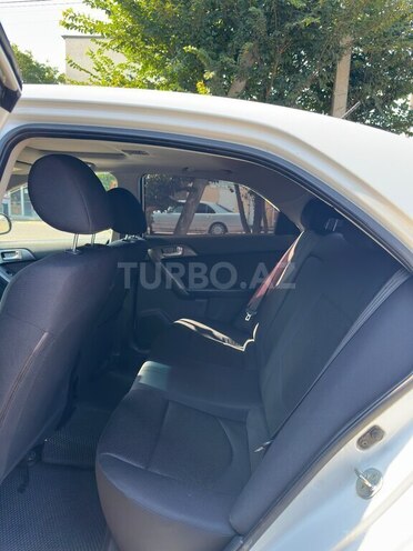 Kia Cerato-9