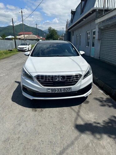 Hyundai Sonata-1