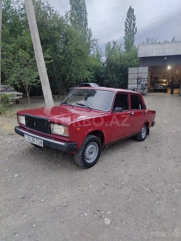 LADA (VAZ) 2107-2
