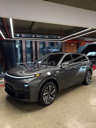 Li Auto L7-1
