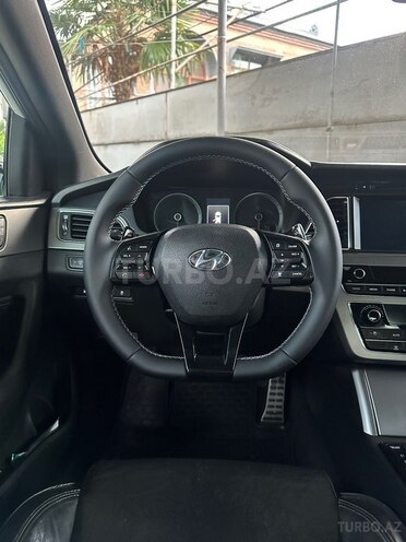 Hyundai Sonata-7