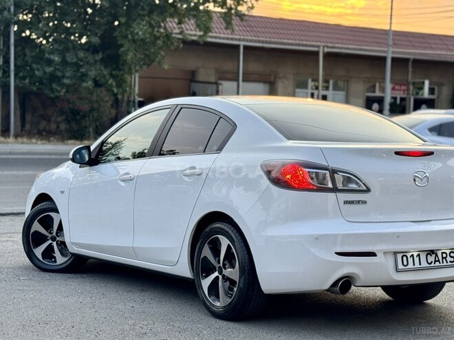 Mazda 3-2