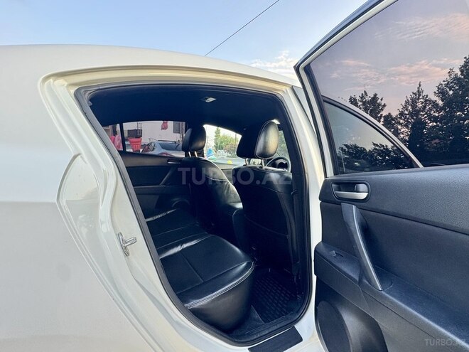 Mazda 3-6
