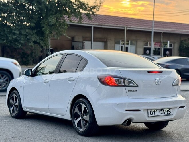Mazda 3-13