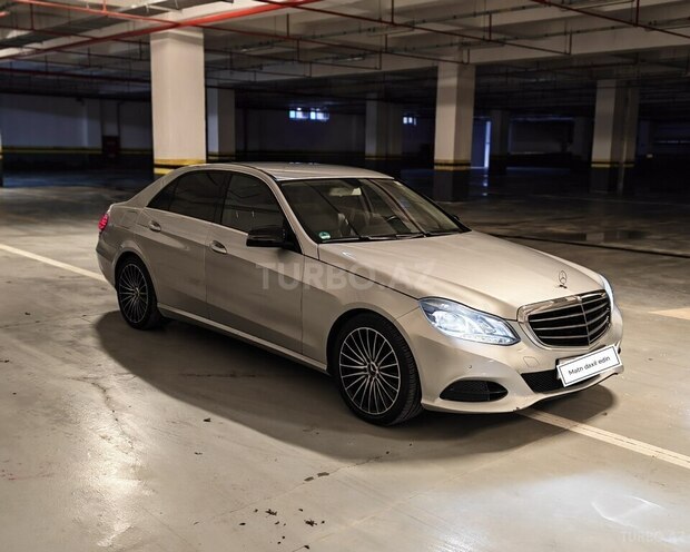 Mercedes E 220-4