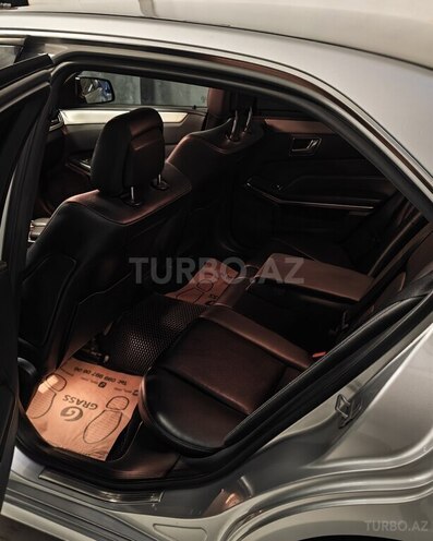 Mercedes E 220-18