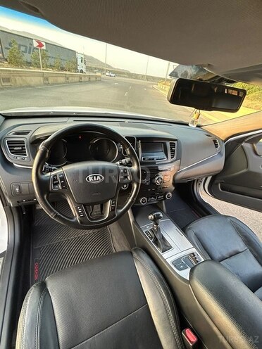 Kia Cadenza-12
