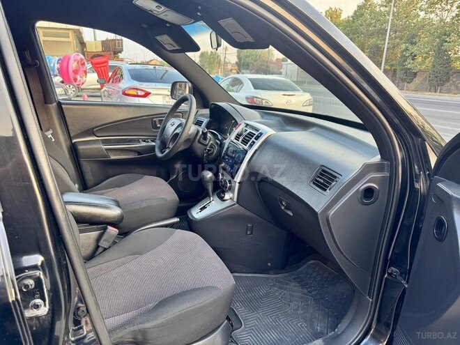 Hyundai Tucson-12