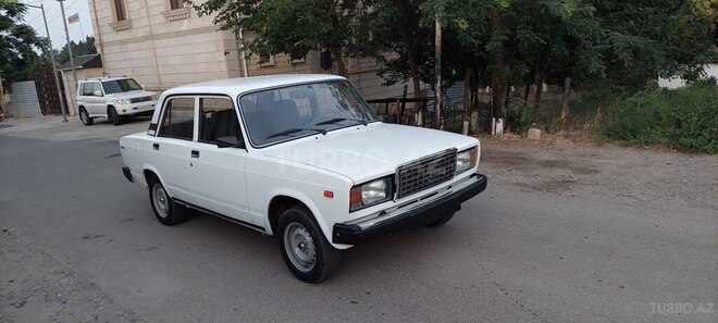LADA (VAZ) 2107-3