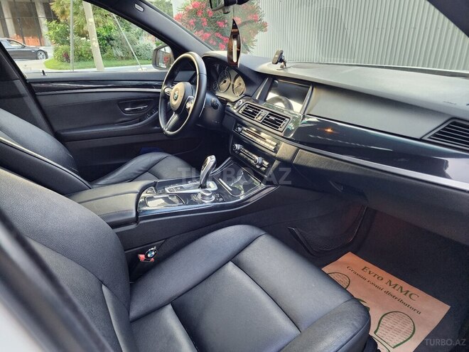 BMW 530-15