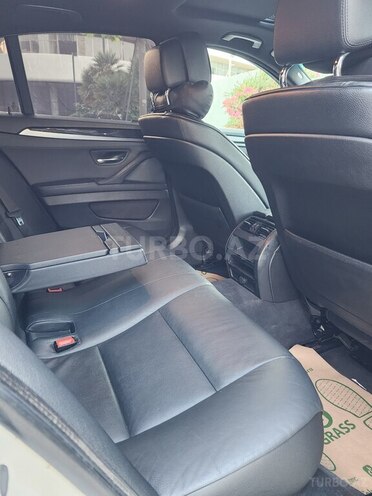 BMW 530-16