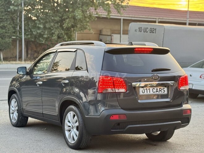 Kia Sorento-6