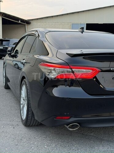 Toyota Camry-6