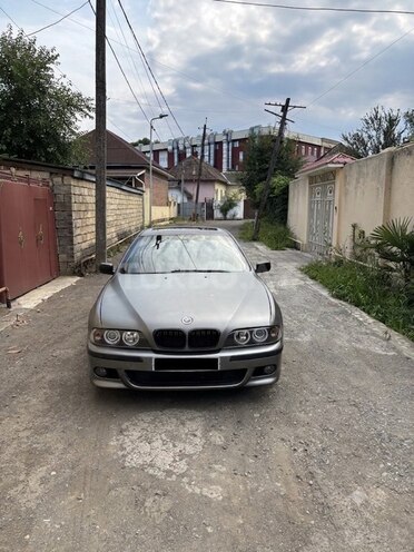 BMW 528-1