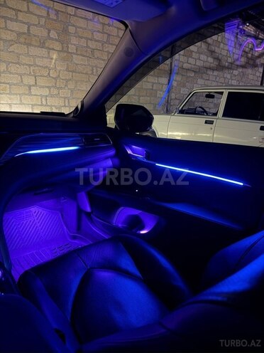 Toyota Camry-15