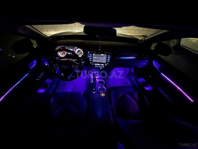 Toyota Camry-14