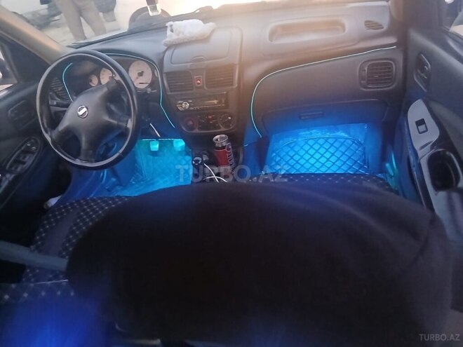 Nissan Sunny-7