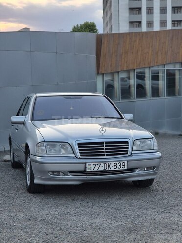 Mercedes C 180-1