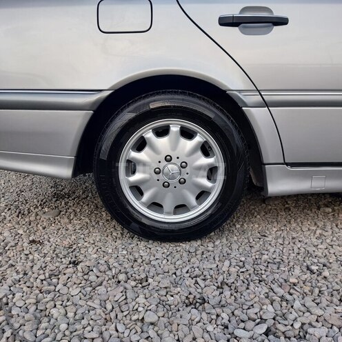 Mercedes C 180-4