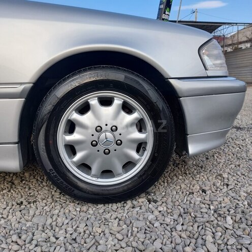 Mercedes C 180-6