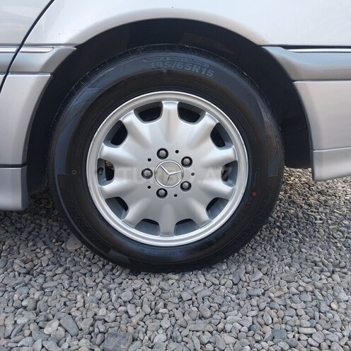 Mercedes C 180-7