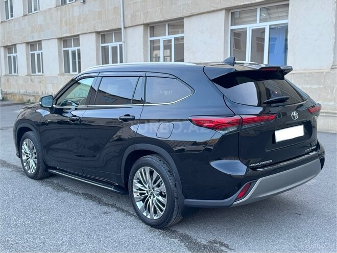 Toyota Highlander-6