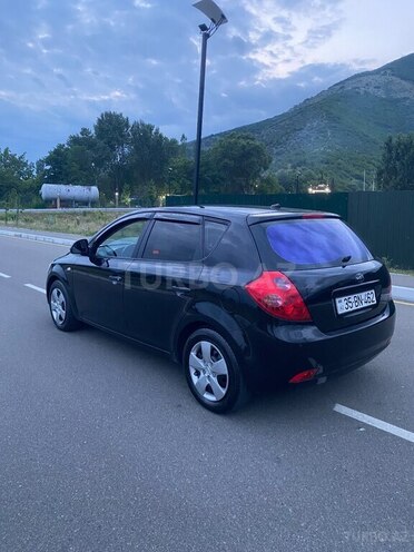 Kia Ceed-7
