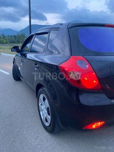 Kia Ceed-16