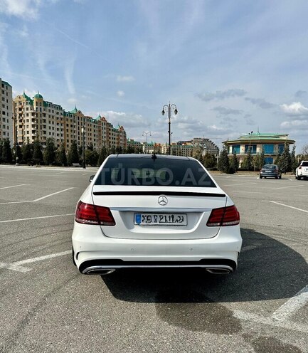 Mercedes E 250-2