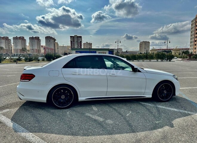 Mercedes E 250-7