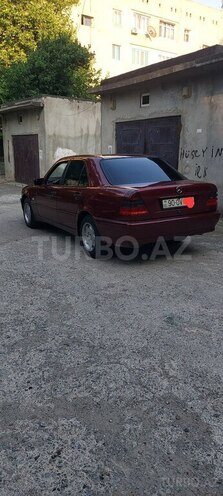 Mercedes C 240-3