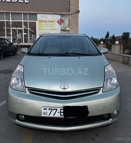 Toyota Prius-2