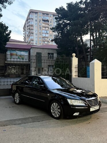Hyundai Sonata-2