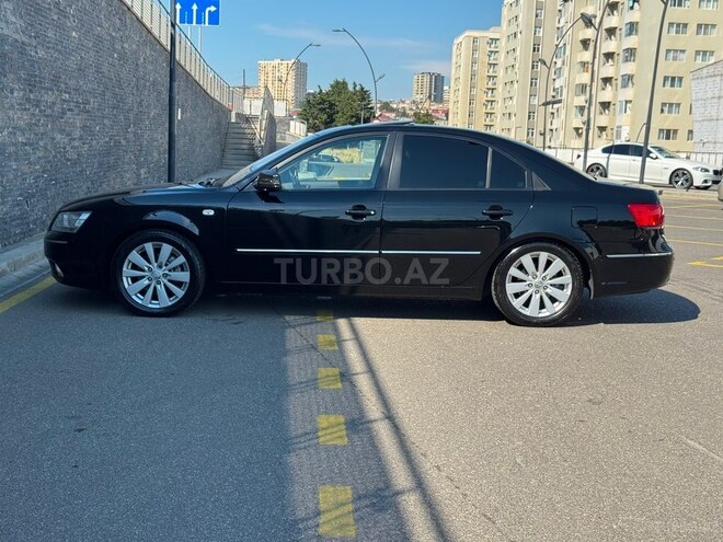 Hyundai Sonata-13