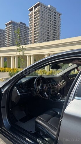 BMW 525-12
