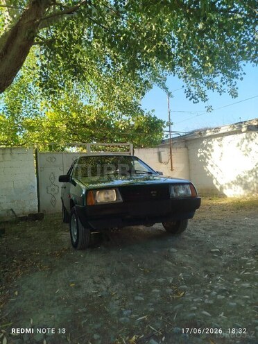 LADA (VAZ) 21099-1