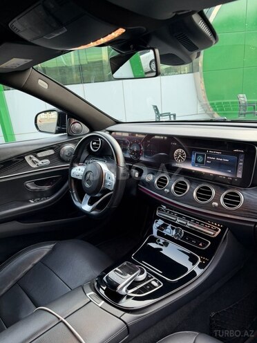 Mercedes E 220 d-9