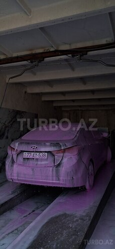 Hyundai Elantra-7