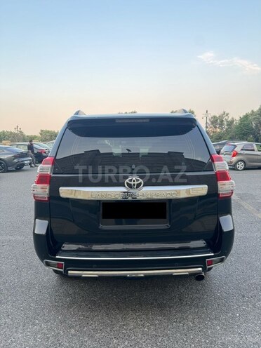 Toyota Land Cruiser Prado-3