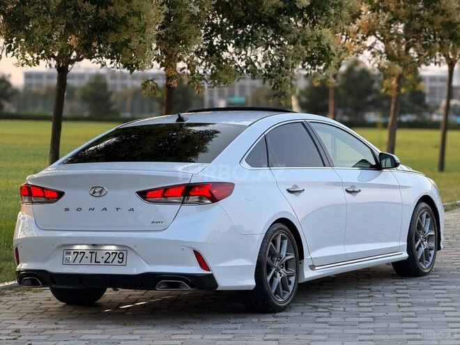 Hyundai Sonata-8