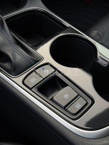 Hyundai Sonata-18